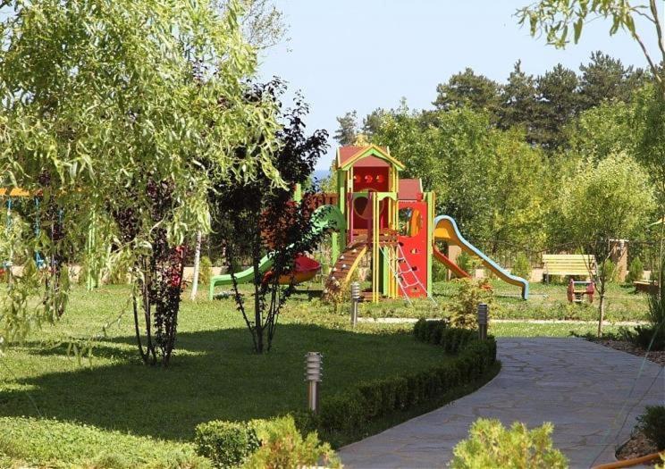 Аппартамент Pines Beach Resort Бяла Экстерьер фото